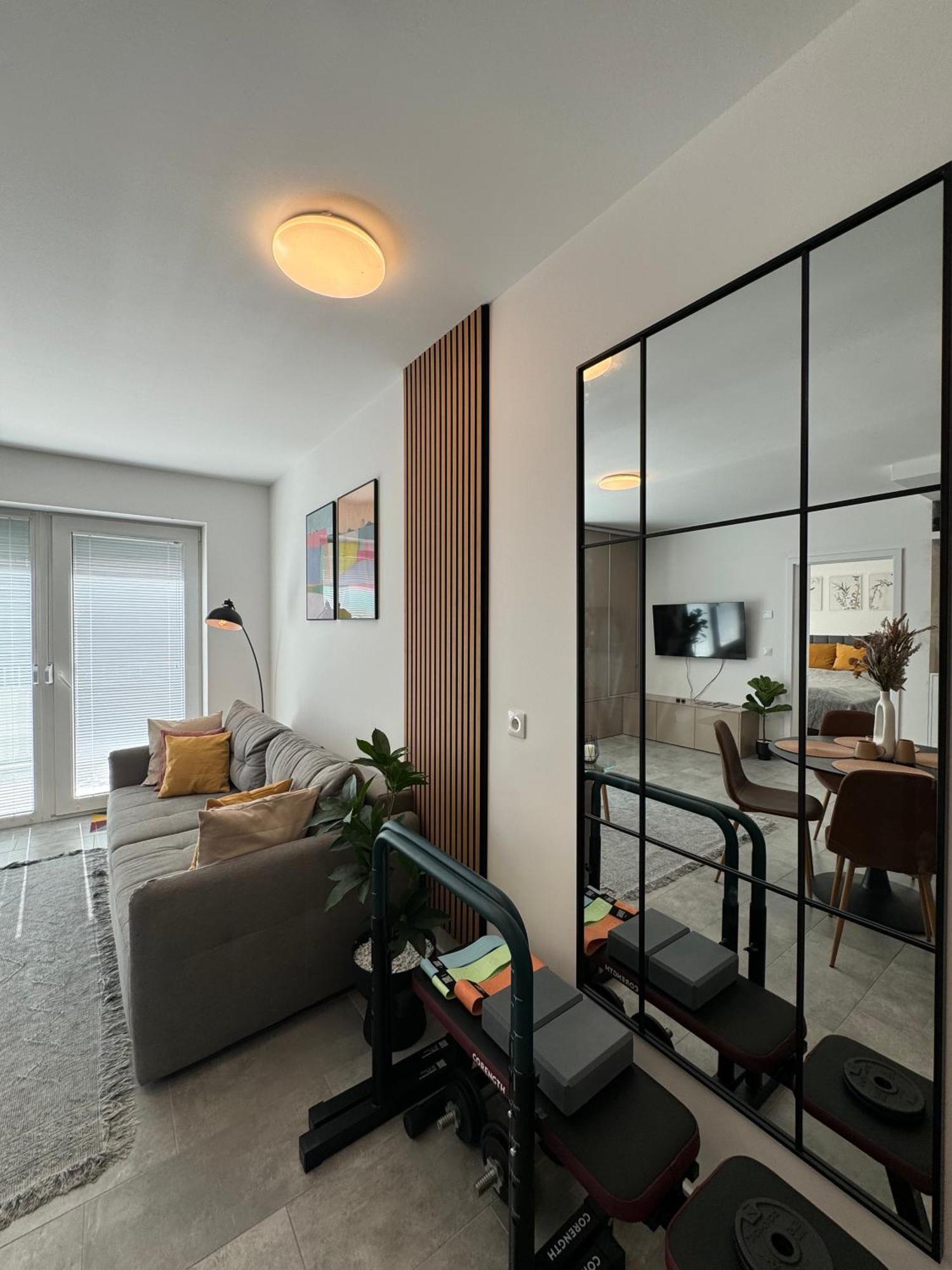 Hello 5C Apartman - 佩奇 外观 照片