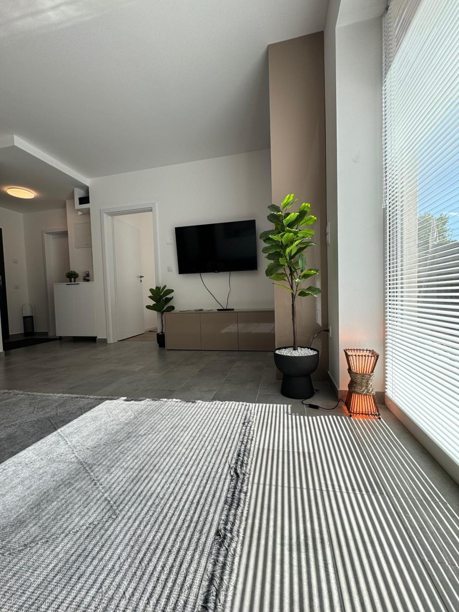 Hello 5C Apartman - 佩奇 外观 照片